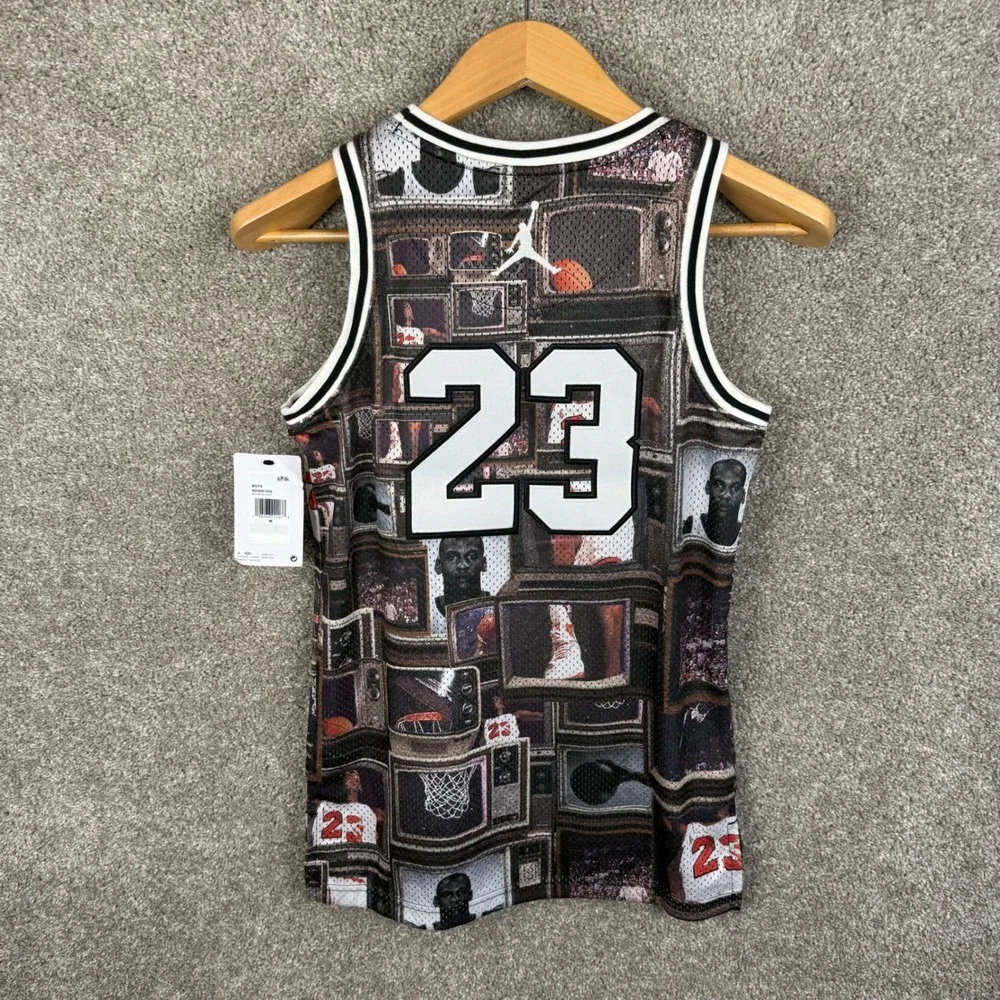 Jordan 23 Basketball Jersey Graphic Print Youth Size Medium 10/12‎ NEW